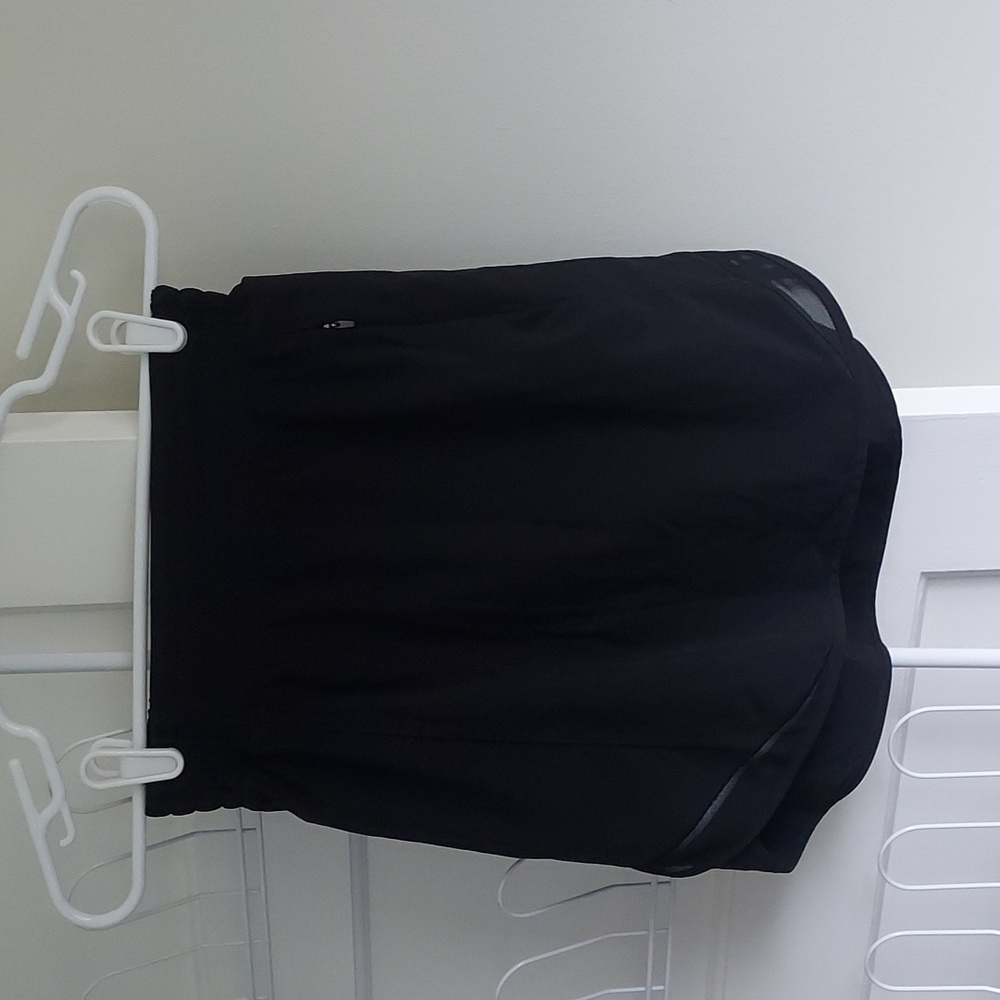 Lululemon Hotty Hot High-Rise Skirt Lined Size 4 Black
